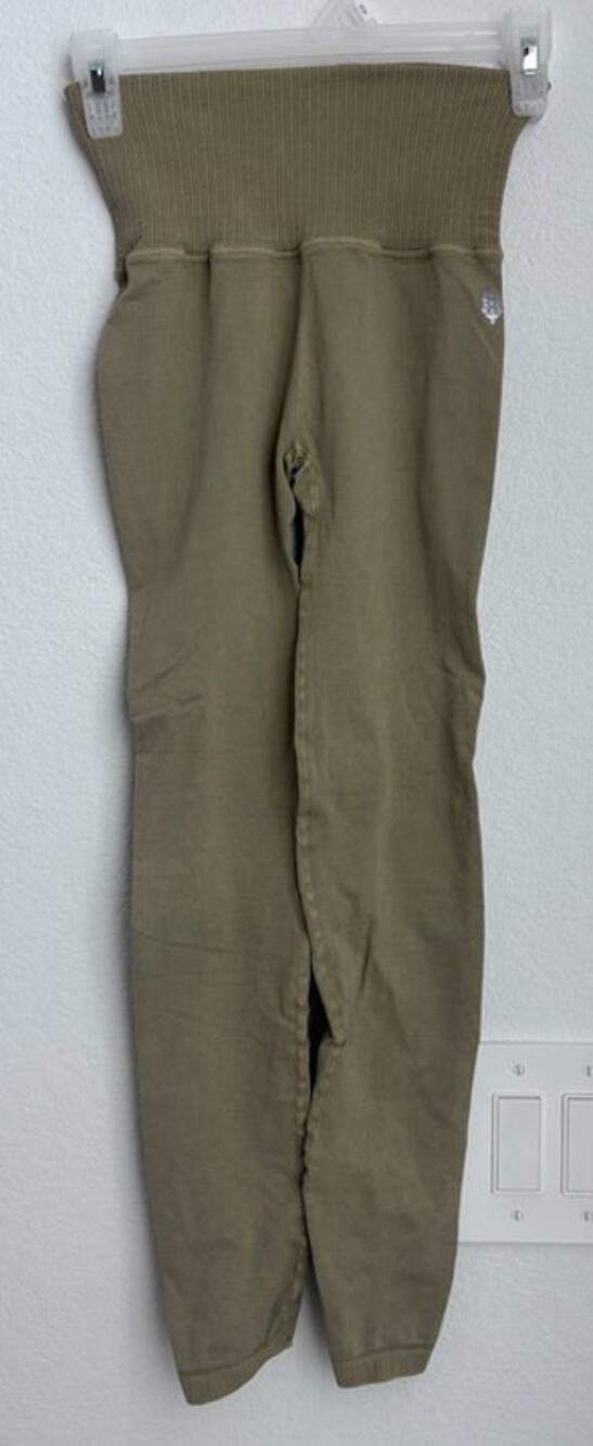 NWOT Free People Movement Good Karma Legging Size XS/S